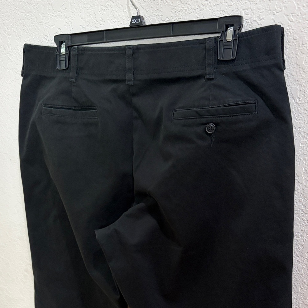 Lee Extreme Comfort Straight Fit,Size,38x32 in Black and Gray (2 Pack) - Picture 10 of 17